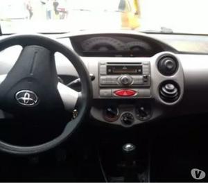 Toyota Etios v Xs 5p