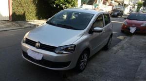 VW - VOLKSWAGEN FOX TRENDLINE 1.0 FLEX 8V 5P  -  | OLX