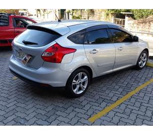 FORD FOCUS  Completo