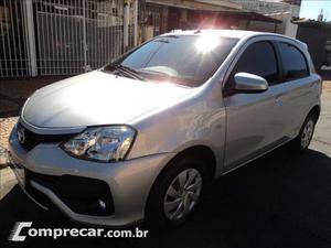 ETIOS 1.5 XS 16V - Toyota -  - BICOMBUSTÍVEL - ÁLCOOL