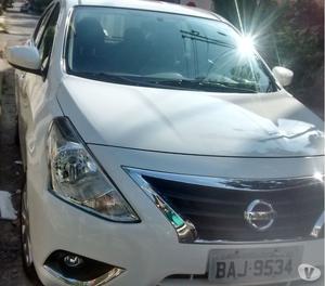 Vendo carro Versa