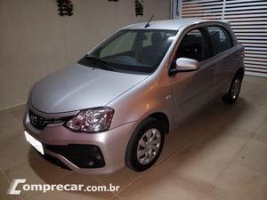 ETIOS HB XS 1.5 AT - Toyota -  - BICOMBUSTÍVEL -