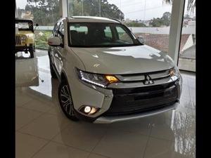 Mitsubishi Outlander 2.0 Comfort 16v Gasolina 4p Automático