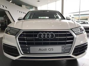 Audi Q5 2.0 Tfsi Gasolina Ambiente S Tronic  em Blumenau
