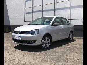 Volkswagen Polo Sedan 1.6 Mi Comfortline 8v Flex 4p