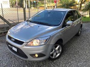 Ford Focus 2.0 Glx 16v Flex 4p Manual  em Luiz Alves R$