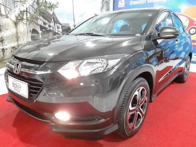 Honda HR-V v Flex Exl 4p Automático  em Blumenau