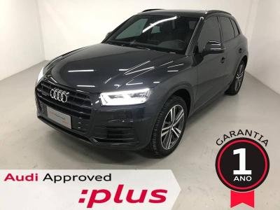 Audi Q5 2.0 Tfsi Gasolina Ambition S Tronic  em Blumenau