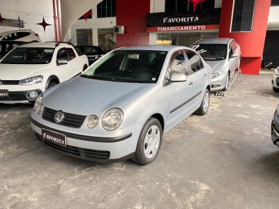 VOLKSWAGEN POLO SEDAN 1.6 FLEX - PRATA - 